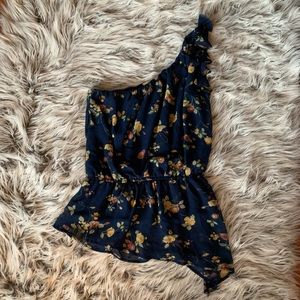 One shoulder floral print blouse